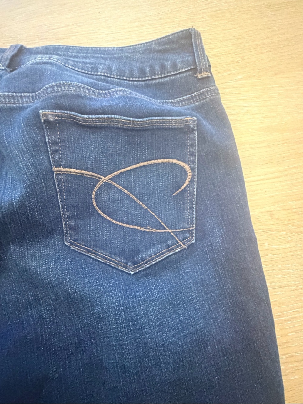 Chico’s So Slimming Size 1.5 Dark Wash Stretch Straight Leg Jeans 10/12 - Picture 6 of 6